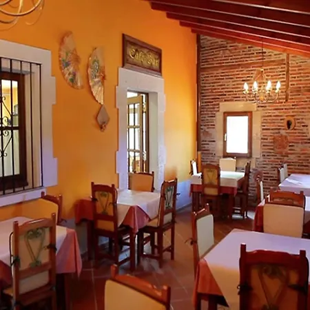 Hotel El Angliru 2*